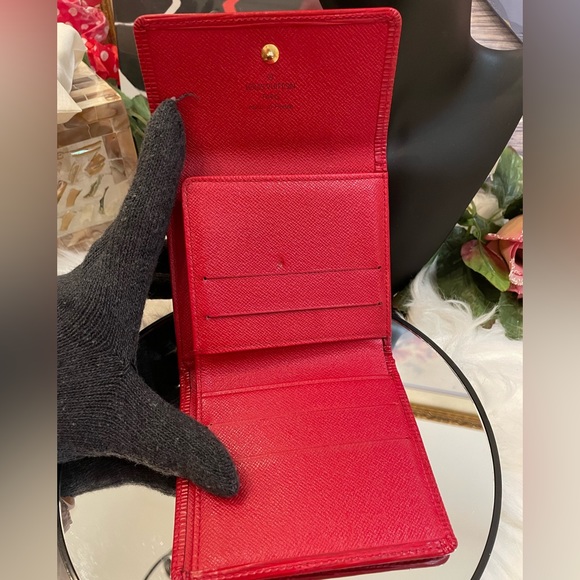 LOUIS VUITTON Leather Epi Snap Wallet - Picture 5 of 16